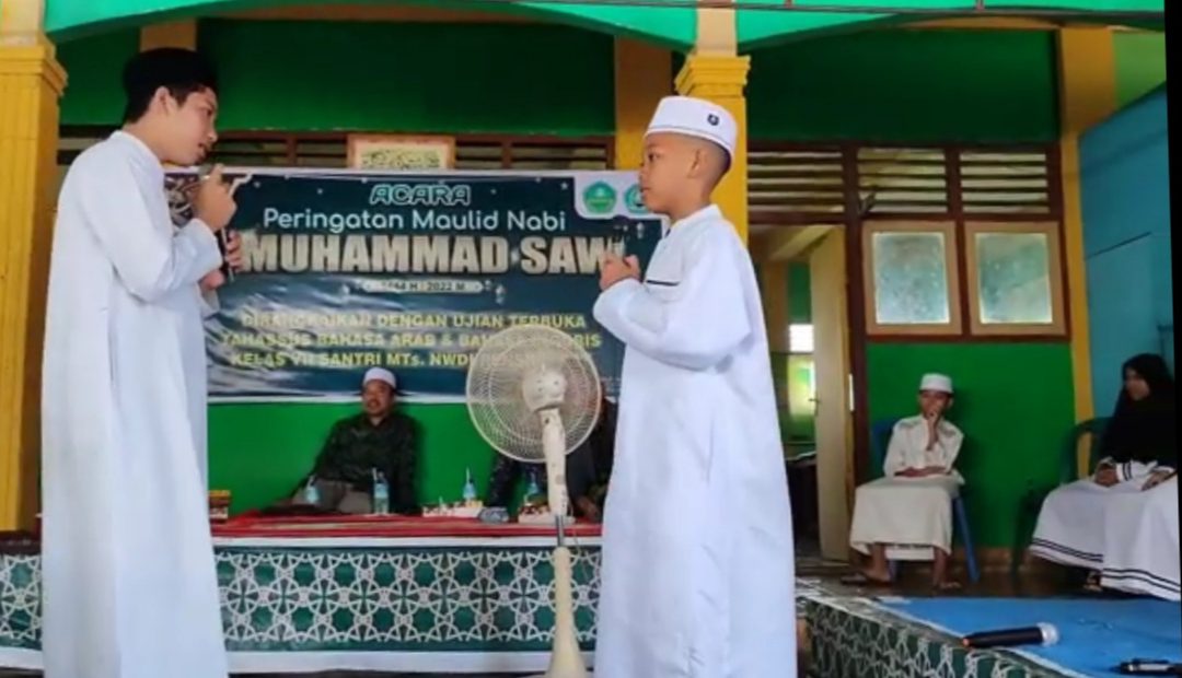 Uji Publik Berbahasa Asing Bagi Para Santri YPP MA di Peringatan Maulid Nabi