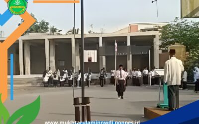 Hari Santri 2025, Ponpes Mukhtarul Amin Peringati dengan Upacara Bendera